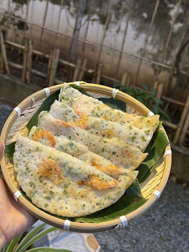 Bánh xèo tôm Tiệm Ăn Trung Trung Bộ
